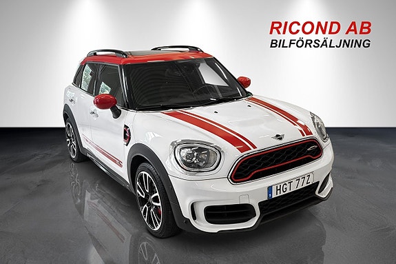 MINI Countryman Cooper SE 8 of 24