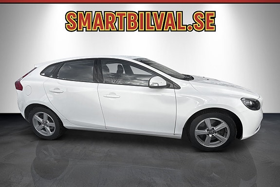 Volvo V40 4 of 17