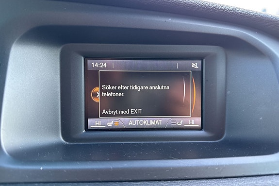 Volvo V40 15 of 17