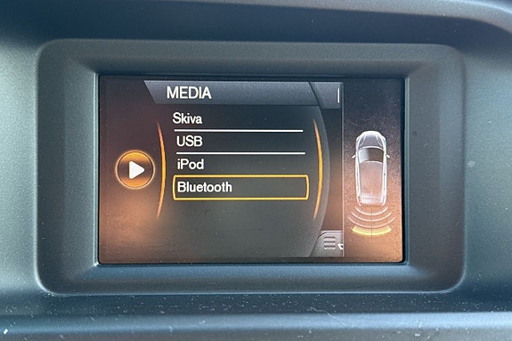 Volvo V40 16 of 17