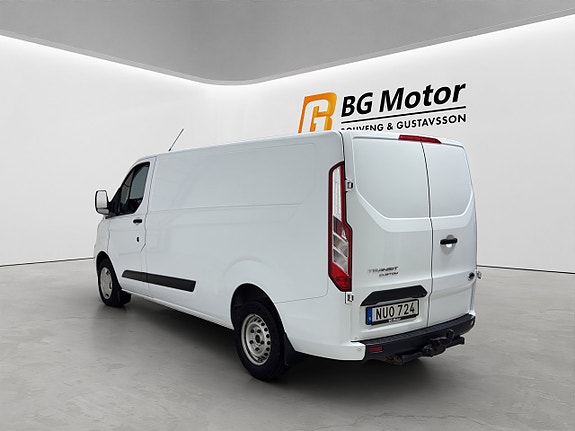 Ford Transit Custom 6 of 16