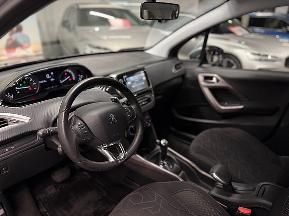 Peugeot 2008 11 of 24