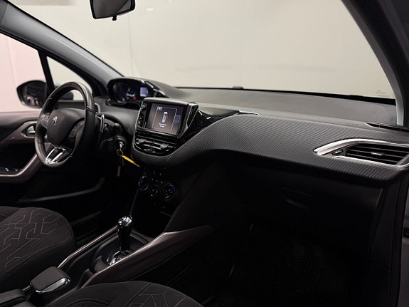 Peugeot 2008 23 of 24