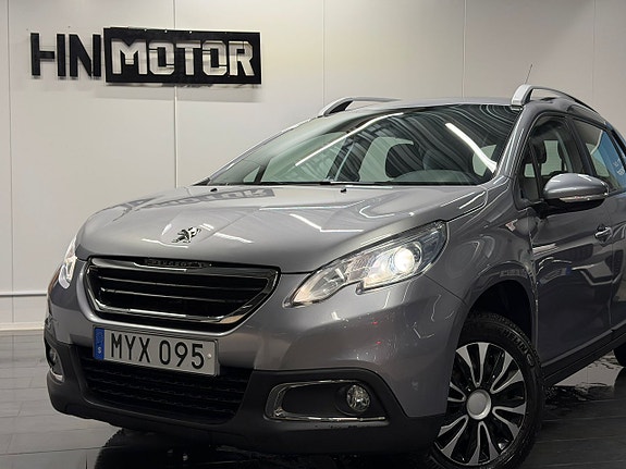 Peugeot 2008 2 of 5