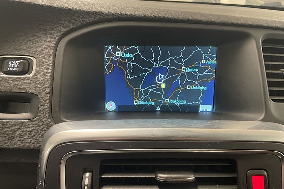Volvo V60 Cross Country 12 of 19