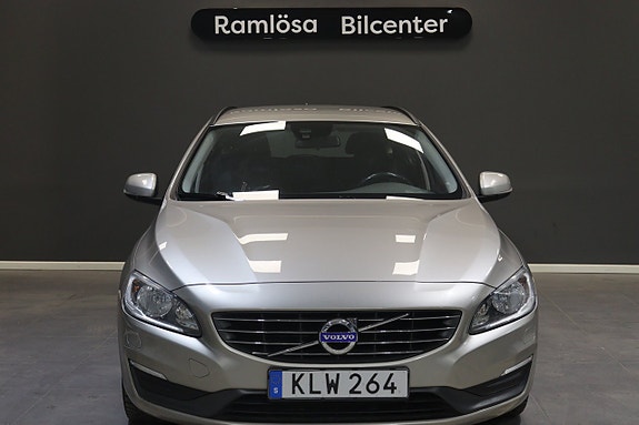 Volvo V60 4 of 20