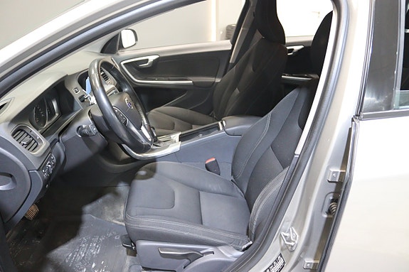 Volvo V60 16 of 20