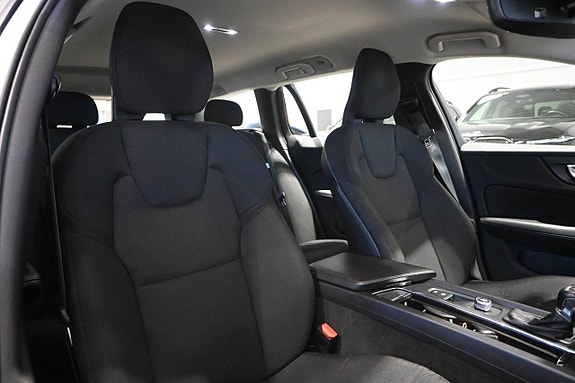 Volvo V60 12 of 23