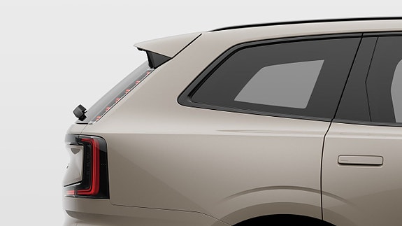 Volvo EX90 12 of 26