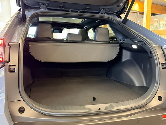 Subaru Solterra 7 of 21