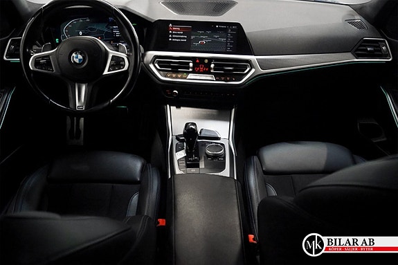 BMW 320 13 of 15