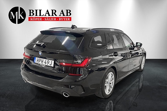 BMW 320 5 of 15