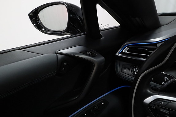 BMW i8 26 of 29