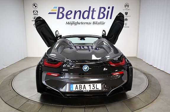 BMW i8 8 of 29