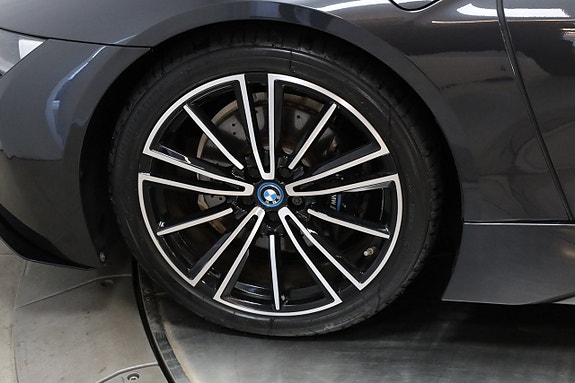BMW i8 28 of 29