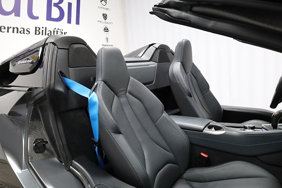 BMW i8 23 of 29