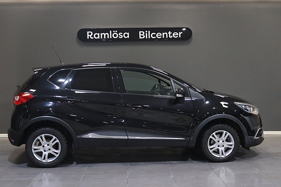 Renault Captur 3 of 19