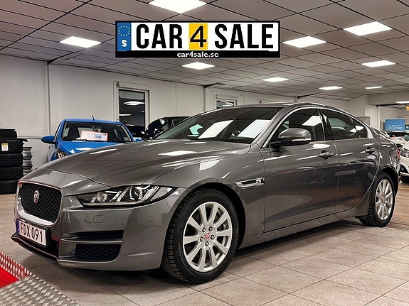 Jaguar XE
