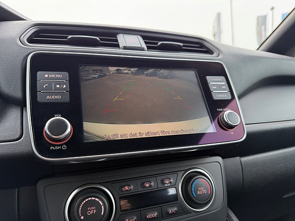 Nissan Leaf 16 of 16