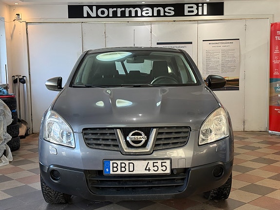 Nissan Qashqai 2 of 5