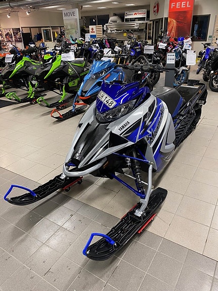 Yamaha MOUNTAINMAX 800 SL 2 of 5