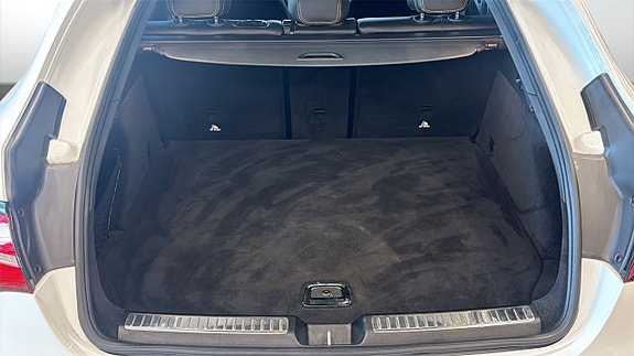 Mercedes-Benz GLC63 10 of 12