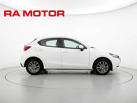 Mazda 2 6 of 16