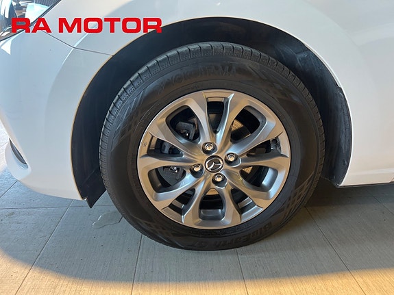 Mazda 2 7 of 16