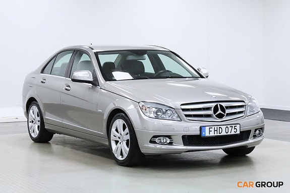 Mercedes-Benz C350 3 of 19
