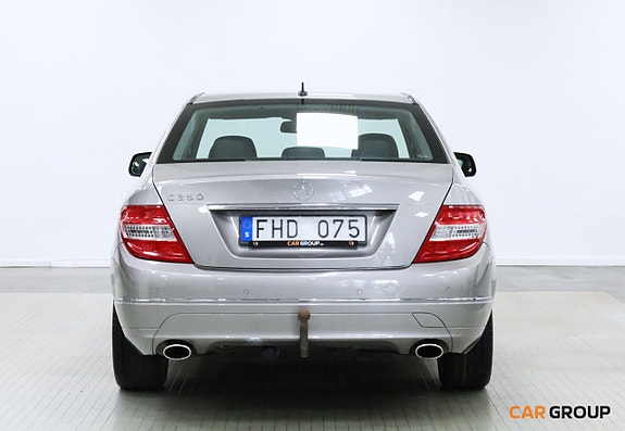 Mercedes-Benz C350 5 of 19