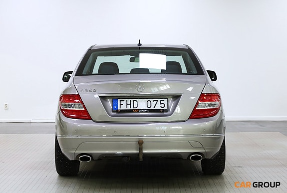 Mercedes-Benz C350 5 of 5
