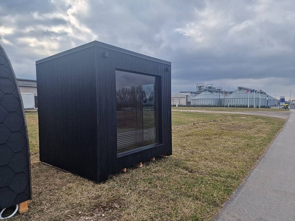 Product image 9 of 10