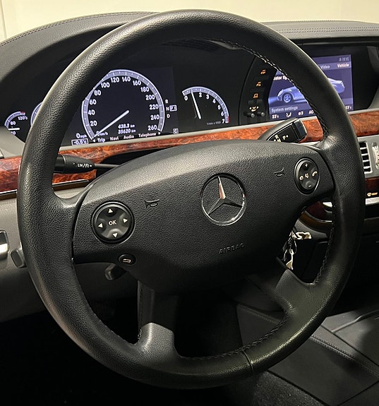 Mercedes-Benz S350 9 of 21