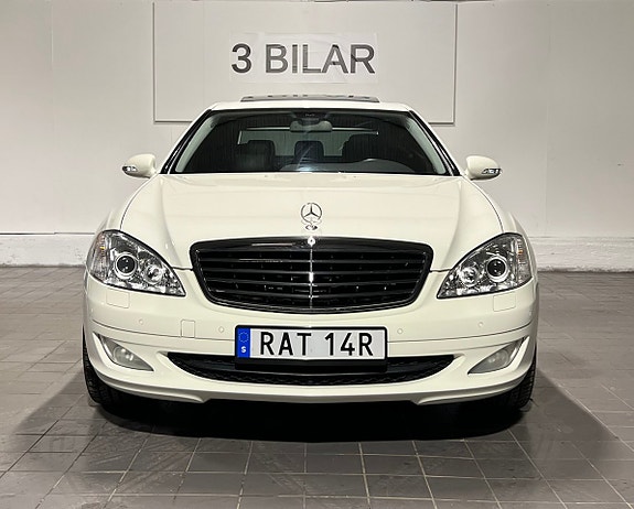 Mercedes-Benz S350 3 of 21