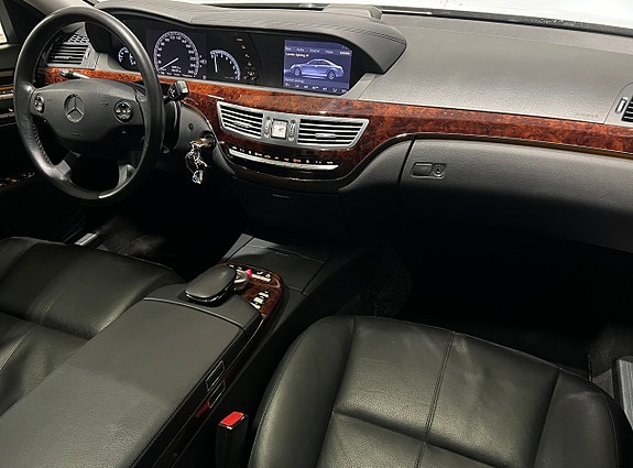 Mercedes-Benz S350 12 of 21