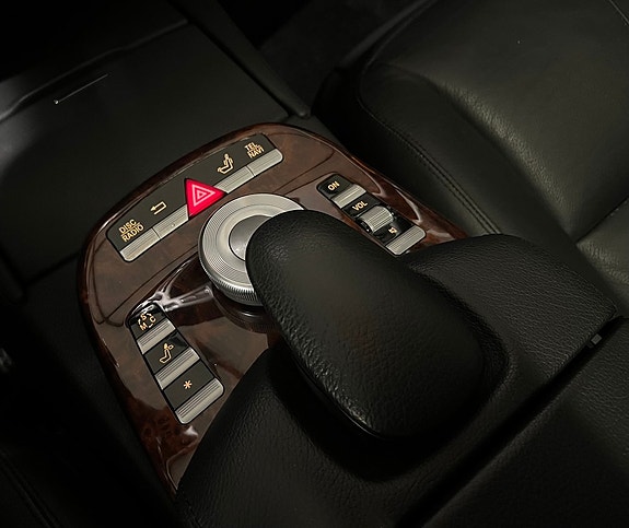 Mercedes-Benz S350 11 of 21
