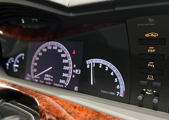 Mercedes-Benz S350 13 of 21