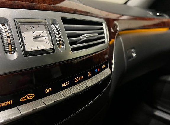Mercedes-Benz S350 15 of 21