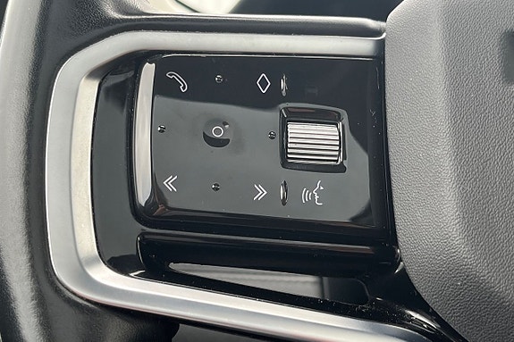 Land Rover Discovery Sport 16 of 30