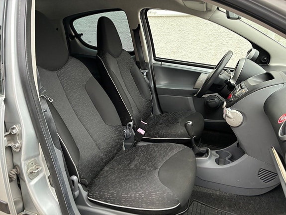Peugeot 107 16 of 21