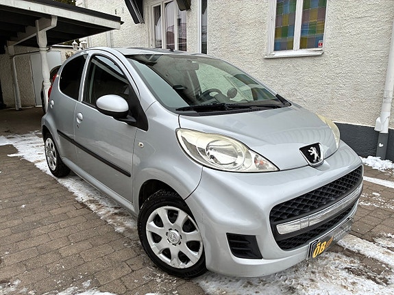 Peugeot 107 3 of 5