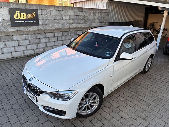 BMW 320 2 of 20