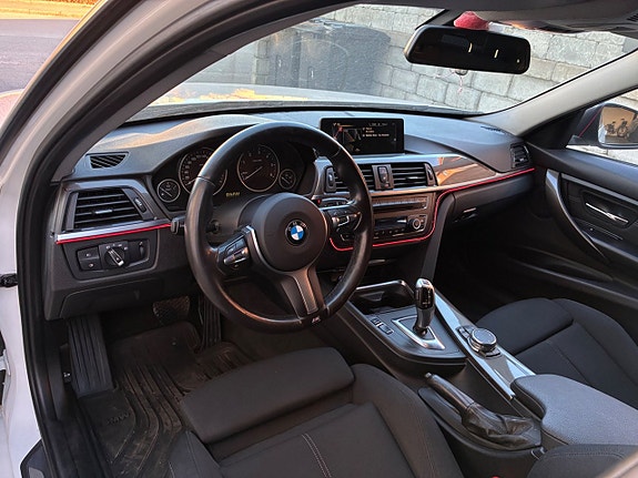 BMW 320 11 of 20