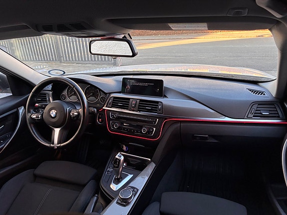 BMW 320 13 of 20