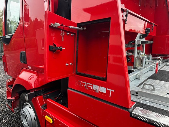 Volvo FL12 Automat Fullutrustad Bärgningsbil 4 of 12