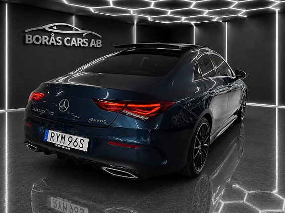 Mercedes-Benz CLA220 3 of 5