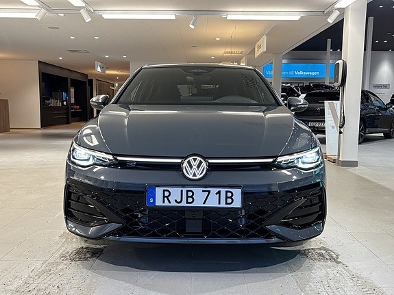 Volkswagen Golf-Serie 2 of 18
