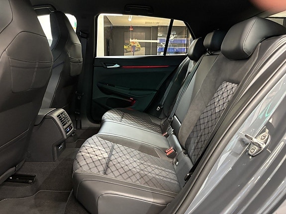 Volkswagen Golf-Serie 10 of 18