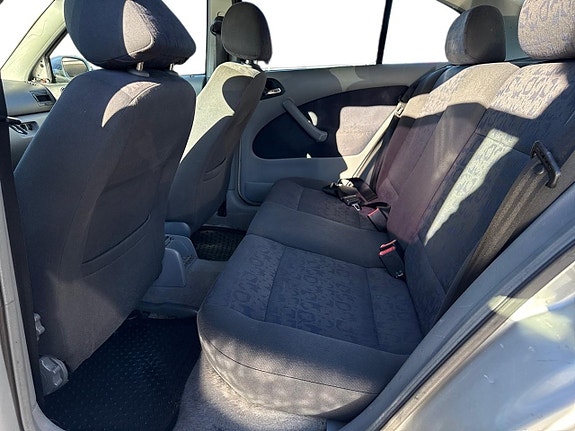 Skoda Octavia 12 of 18