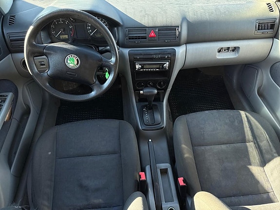 Skoda Octavia 12 of 18